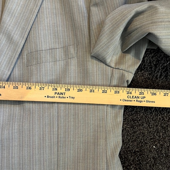 Steve Harvey Striped 3 Piece Grey Suit - Picture 9 of 17